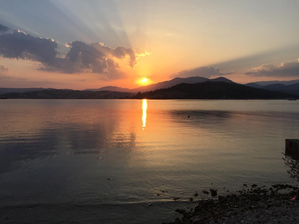 Flisvos Seaside Apartments Lygia  Dış mekan fotoğraf