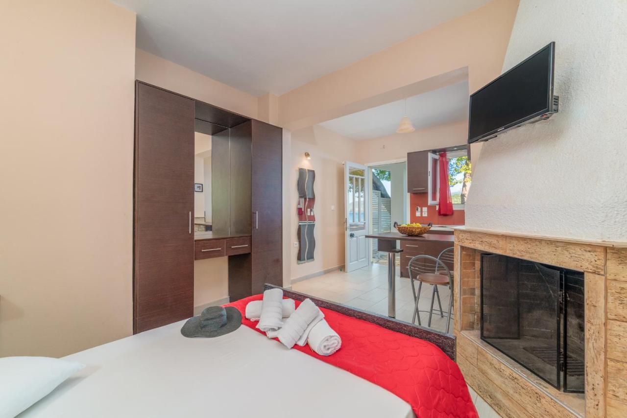 Flisvos Seaside Apartments Lygia  Dış mekan fotoğraf