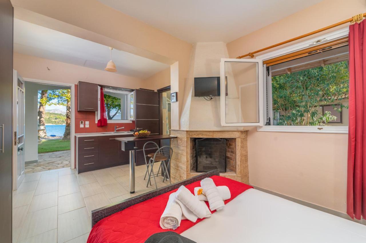 Flisvos Seaside Apartments Lygia  Dış mekan fotoğraf